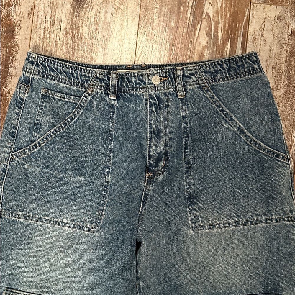 We The Free Free People Wide Leg Cargo Style Zippers & Pockets Design - Picture 5 of 8
